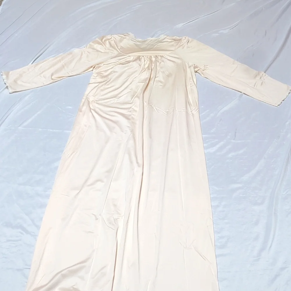 Vintage gently used